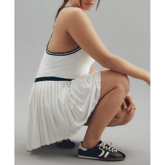 Varley Jane Court Dress NWT 1X White Forest Green Pleated Tennis Prep Golf Dress - Picture 2 of 16